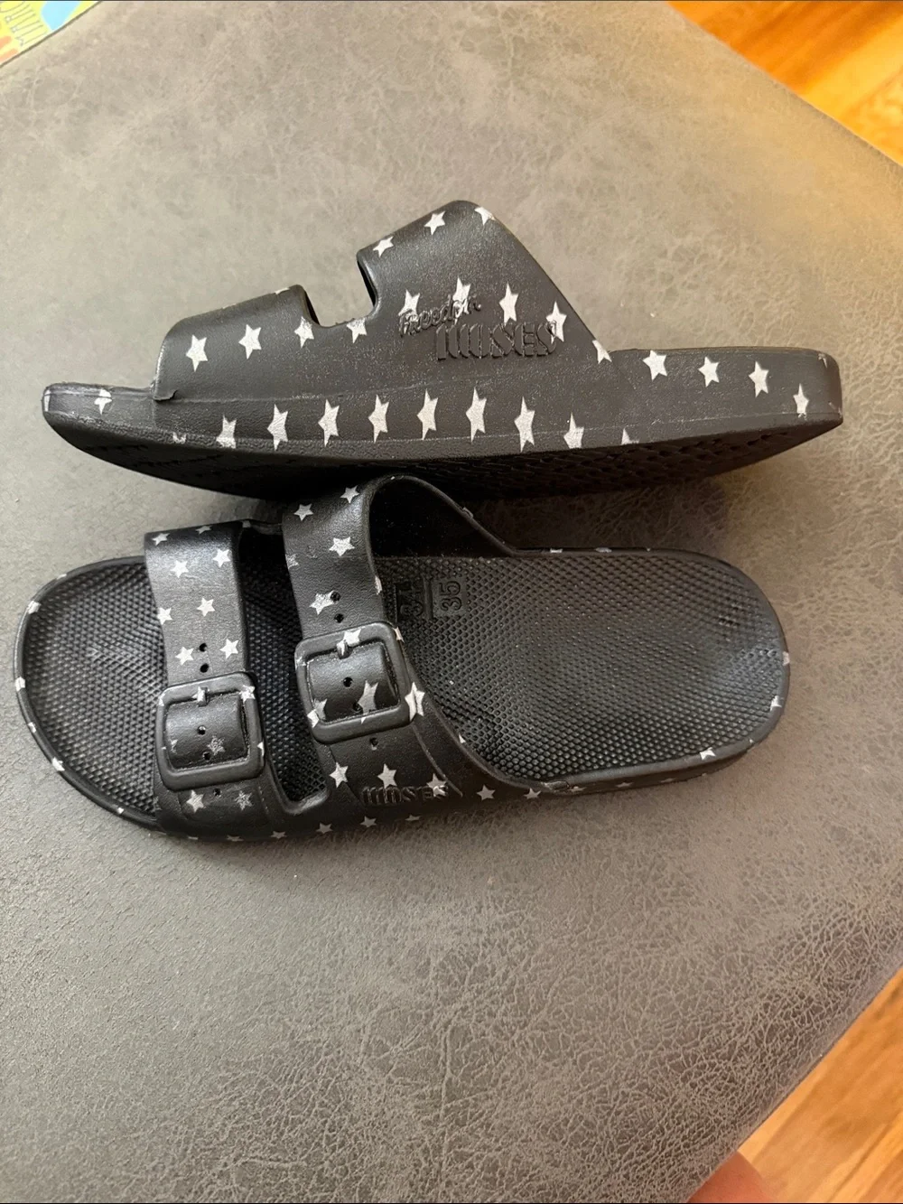 Freedom Moses soft black